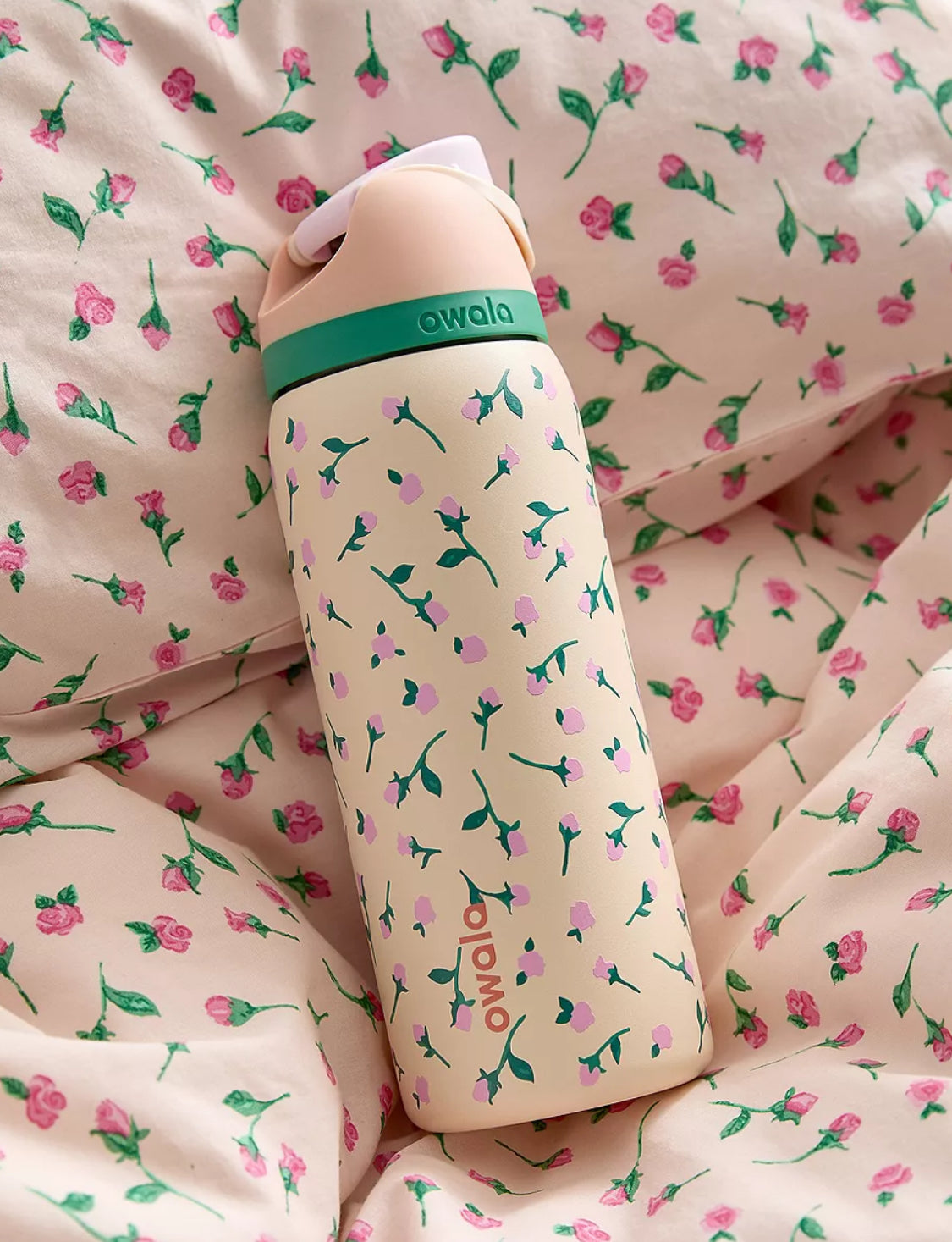 Owala UO Exclusive FreeSip 0.9L / 32oz Water Bottle (tea time)