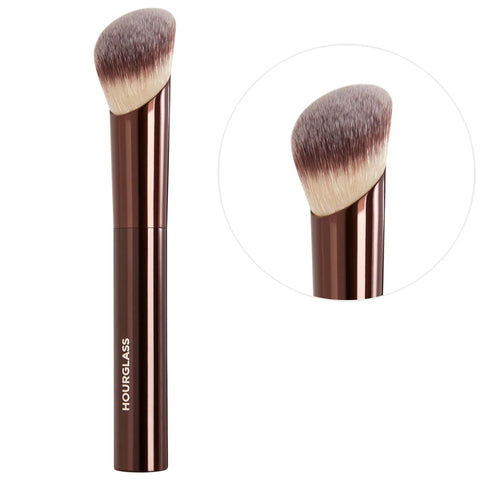 Hourglass Soft Glow Foundation Brush