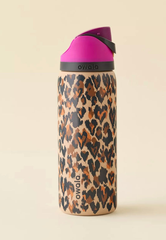 Owala UO Exclusive Wild At Heart FreeSip 32 oz Water Bottle
