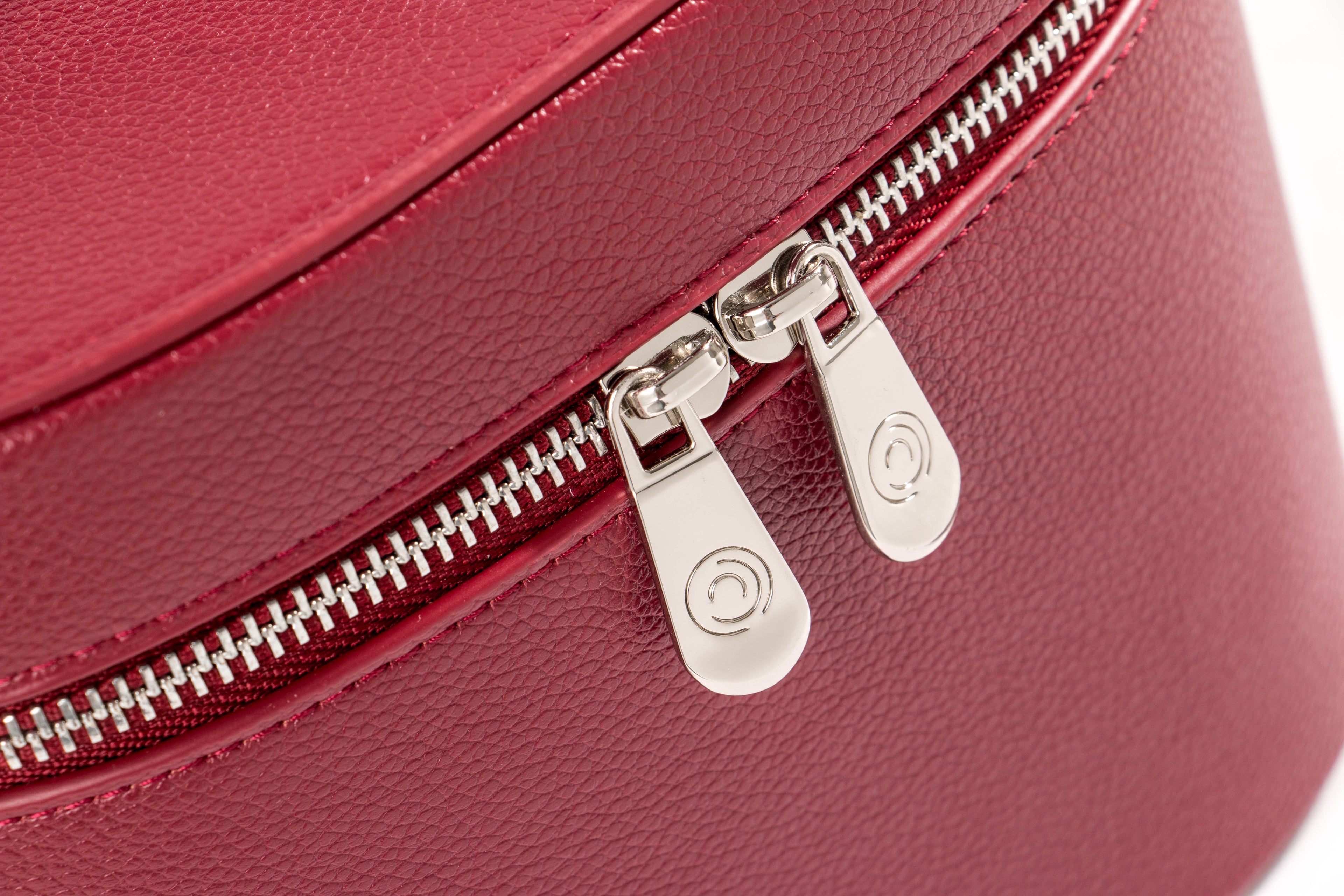 The Everyday Vanity Cherry (Red)